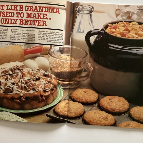 A Bundle of 7 Vintage Cook Books Cooking Baking Illustrated Collectable Recipes - Picture 8 of 16